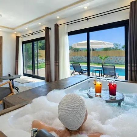 Villa Tera Private Pool & Jacuzzi