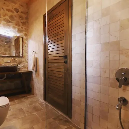 Tera Private Pool & Jacuzzi Villa
