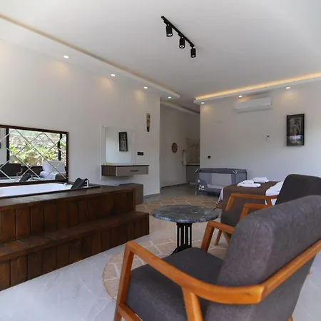 Tera Private Pool & Jacuzzi